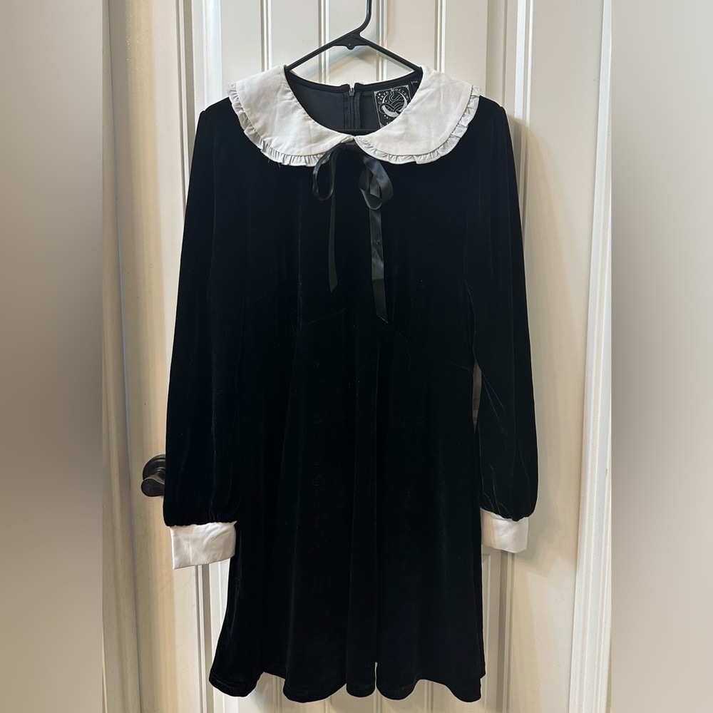 Killstar velvet collar dress